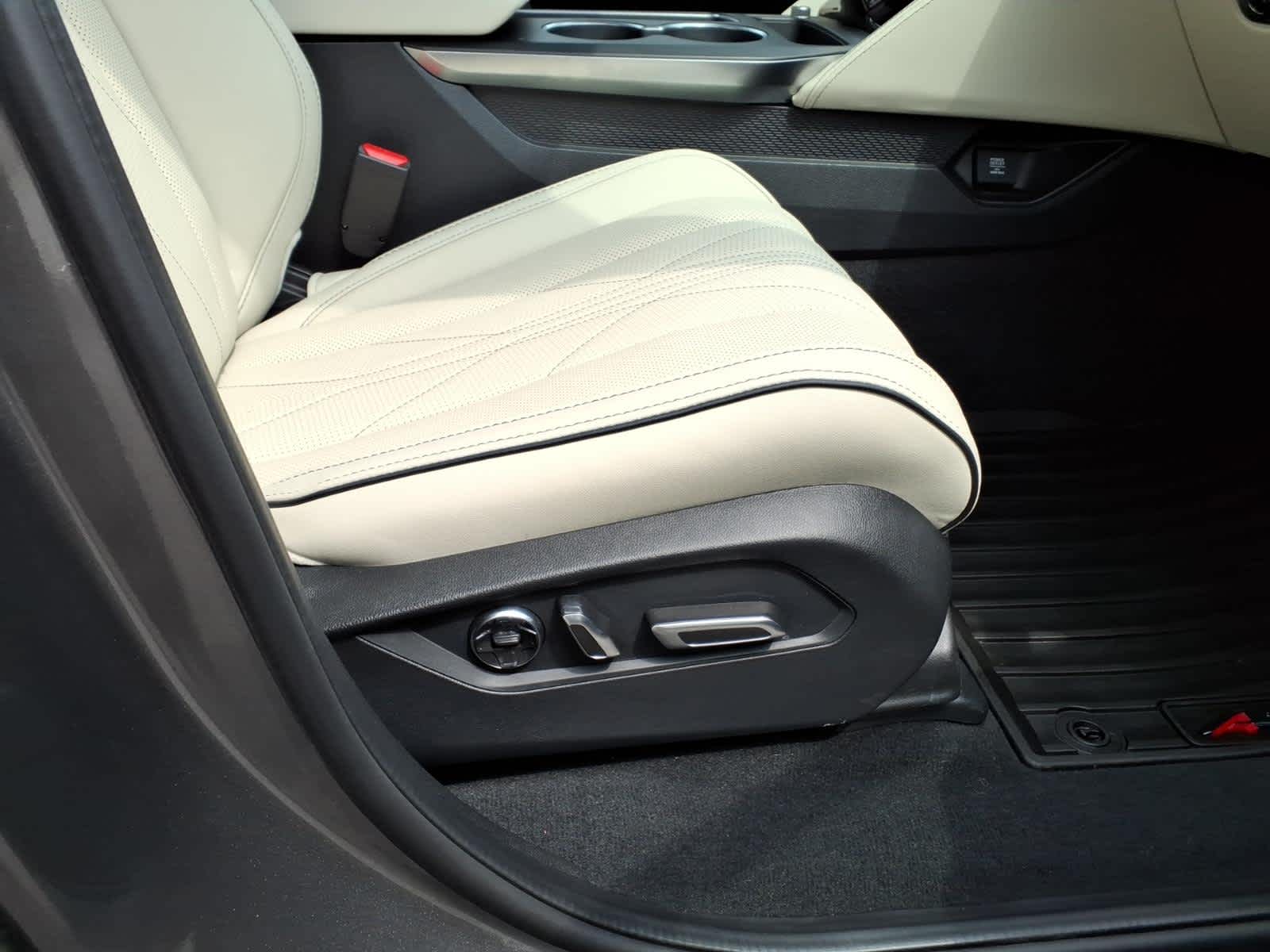 2026 Acura MDX SH-AWD w/A-Spec Advance Package