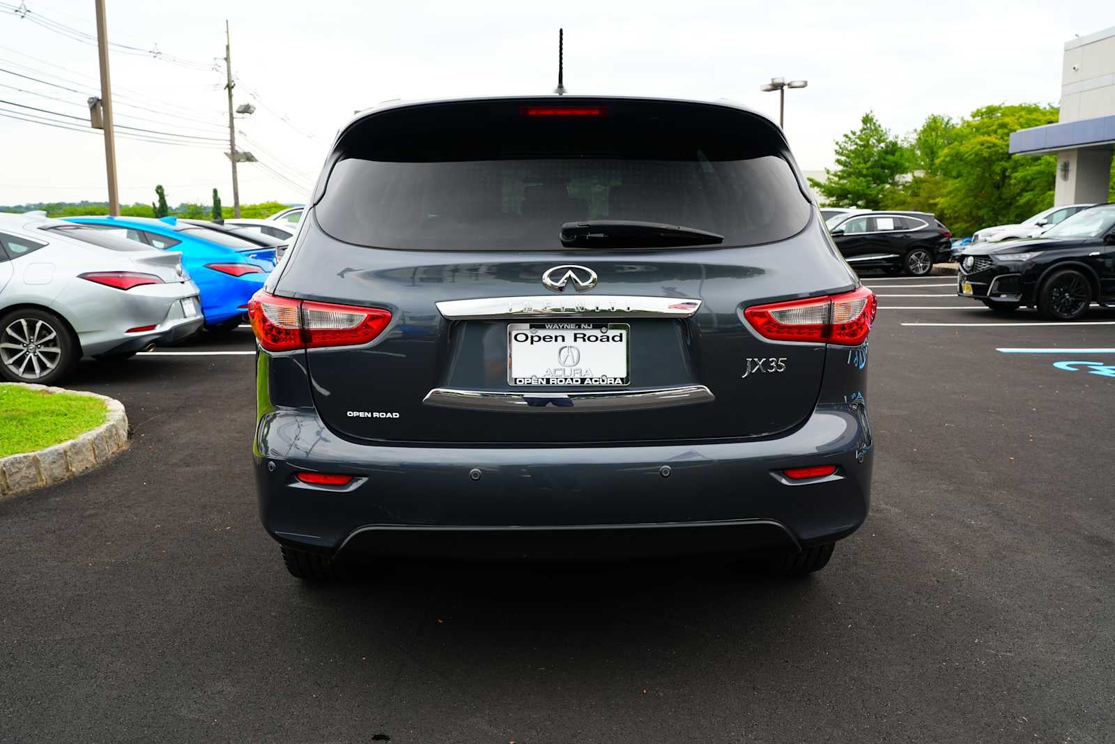 2013 INFINITI JX35 AWD 4dr