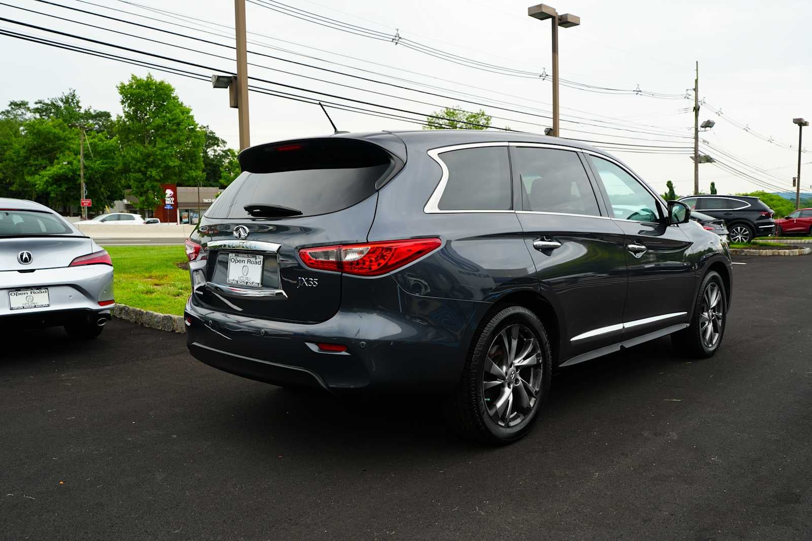 2013 INFINITI JX35 AWD 4dr