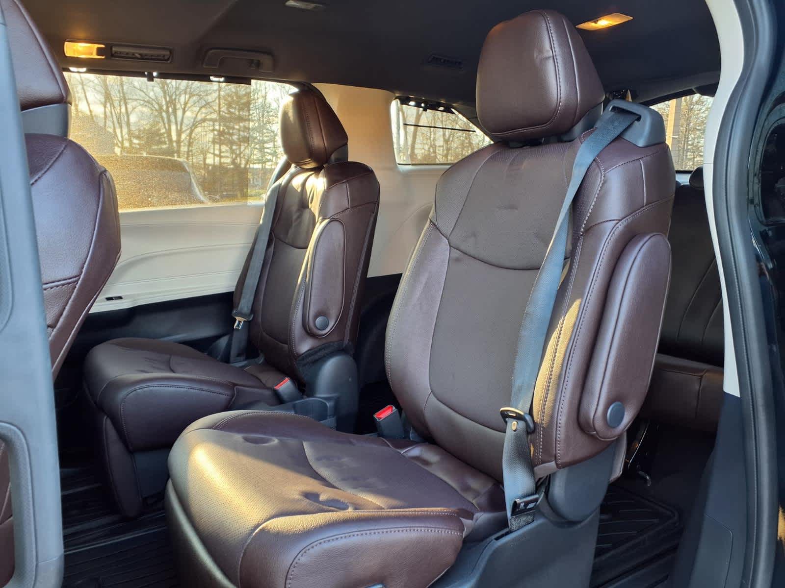 2024 Toyota Sienna Platinum AWD 7-Passenger
