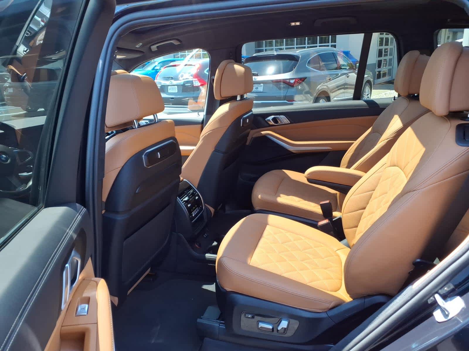 2024 BMW X7 xDrive40i Sports Activity Vehicle
