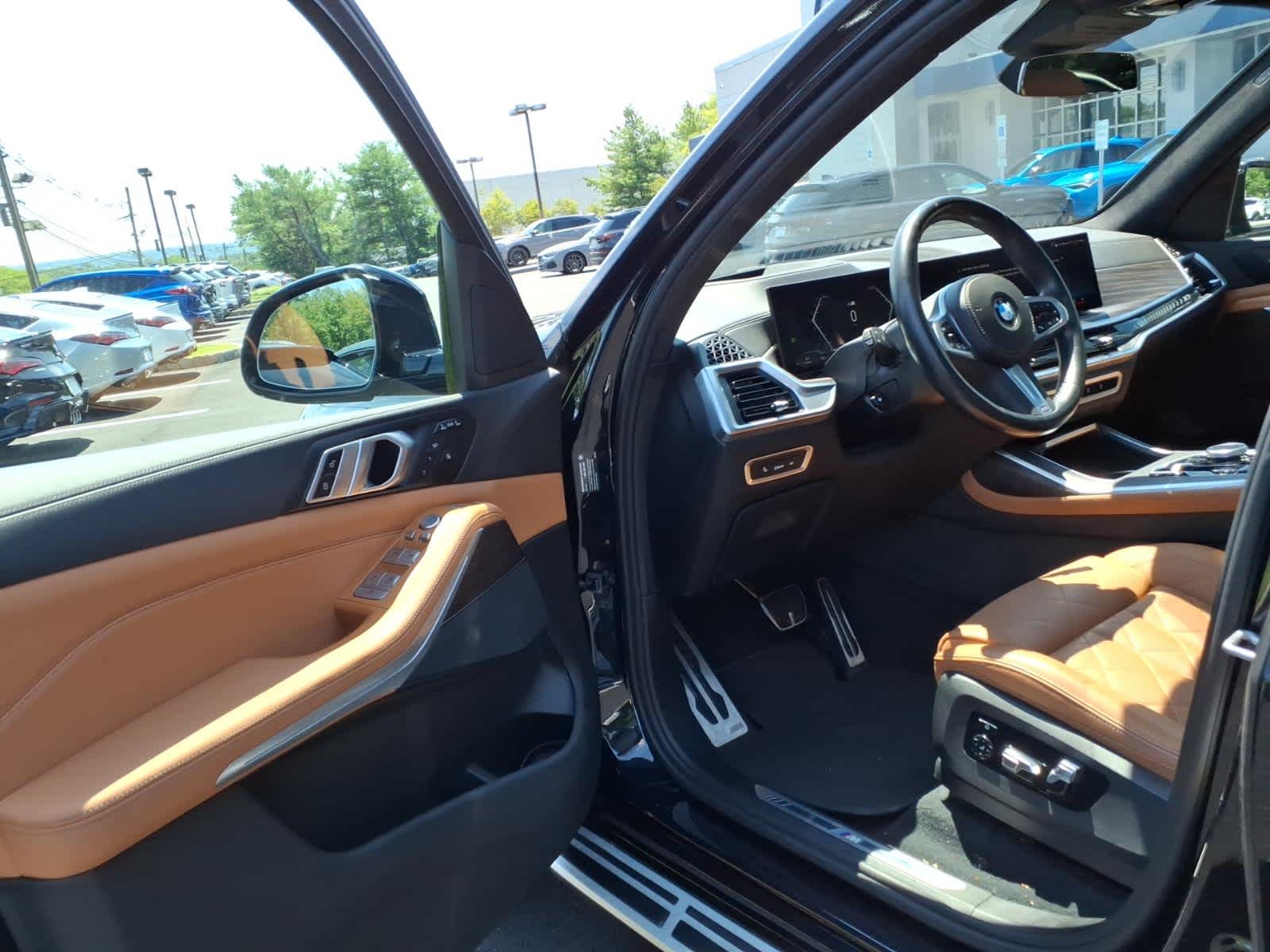 2024 BMW X7 xDrive40i Sports Activity Vehicle
