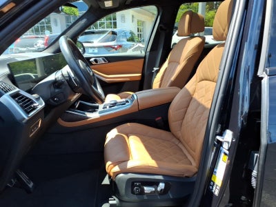 2024 BMW X7 xDrive40i Sports Activity Vehicle