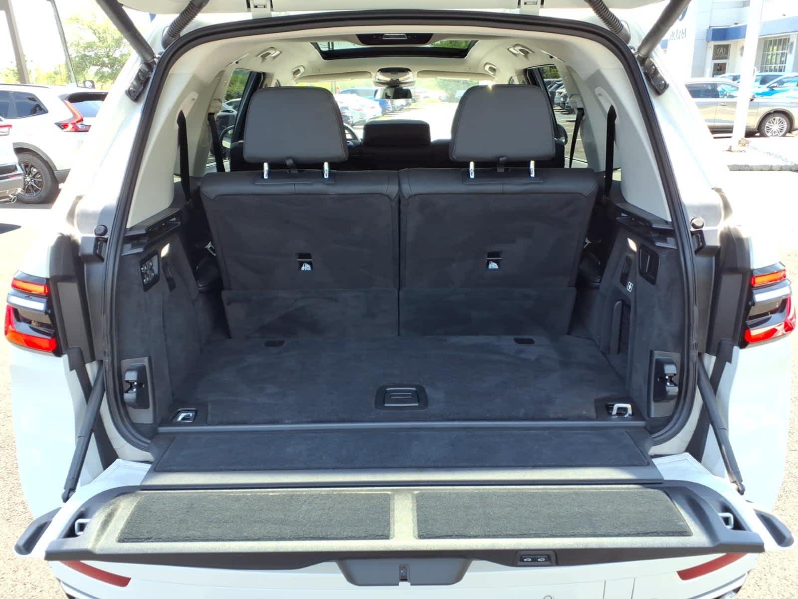 2024 BMW X7 xDrive40i Sports Activity Vehicle