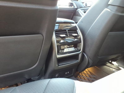 2024 BMW X7 xDrive40i Sports Activity Vehicle