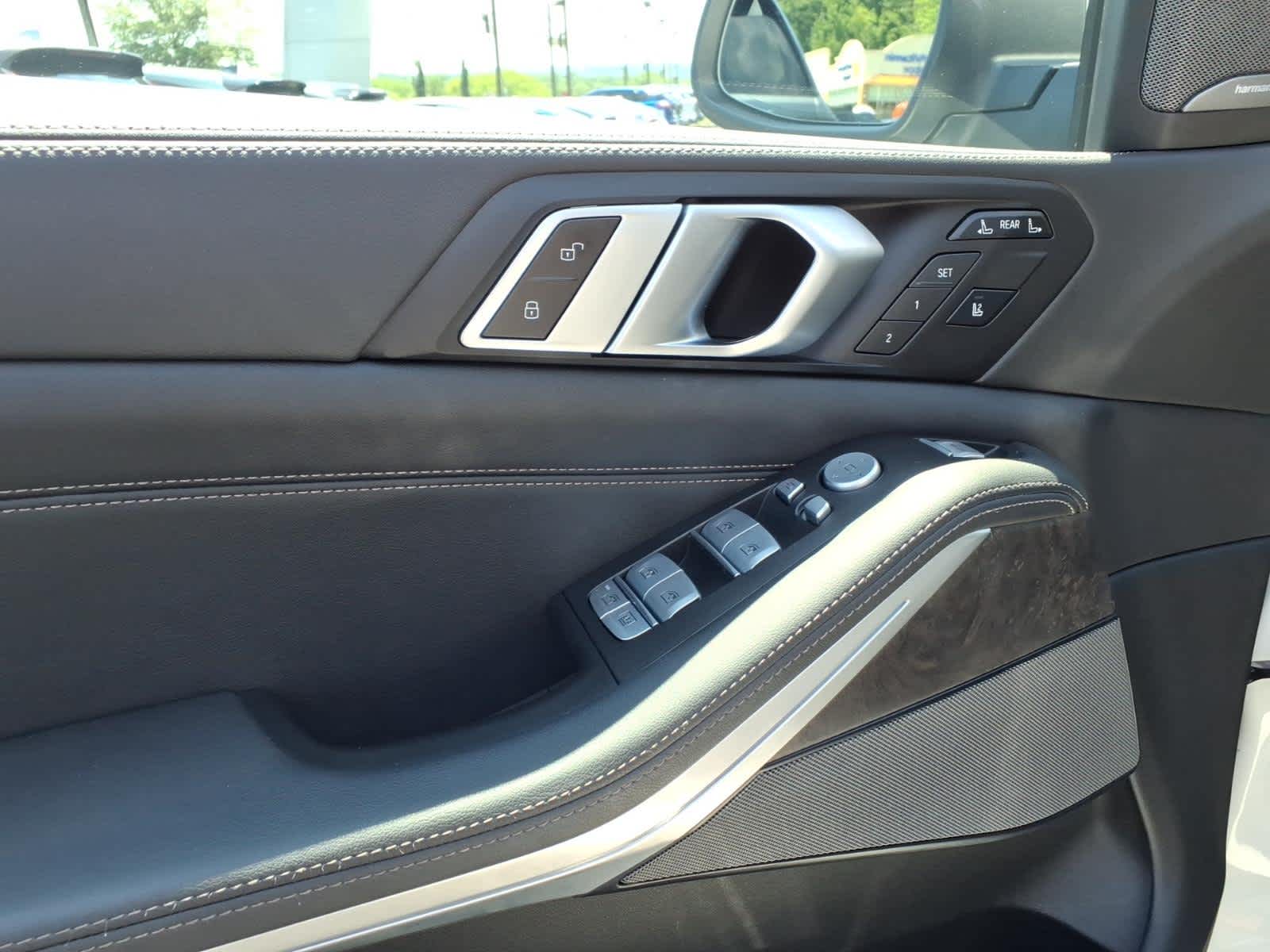 2024 BMW X7 xDrive40i Sports Activity Vehicle