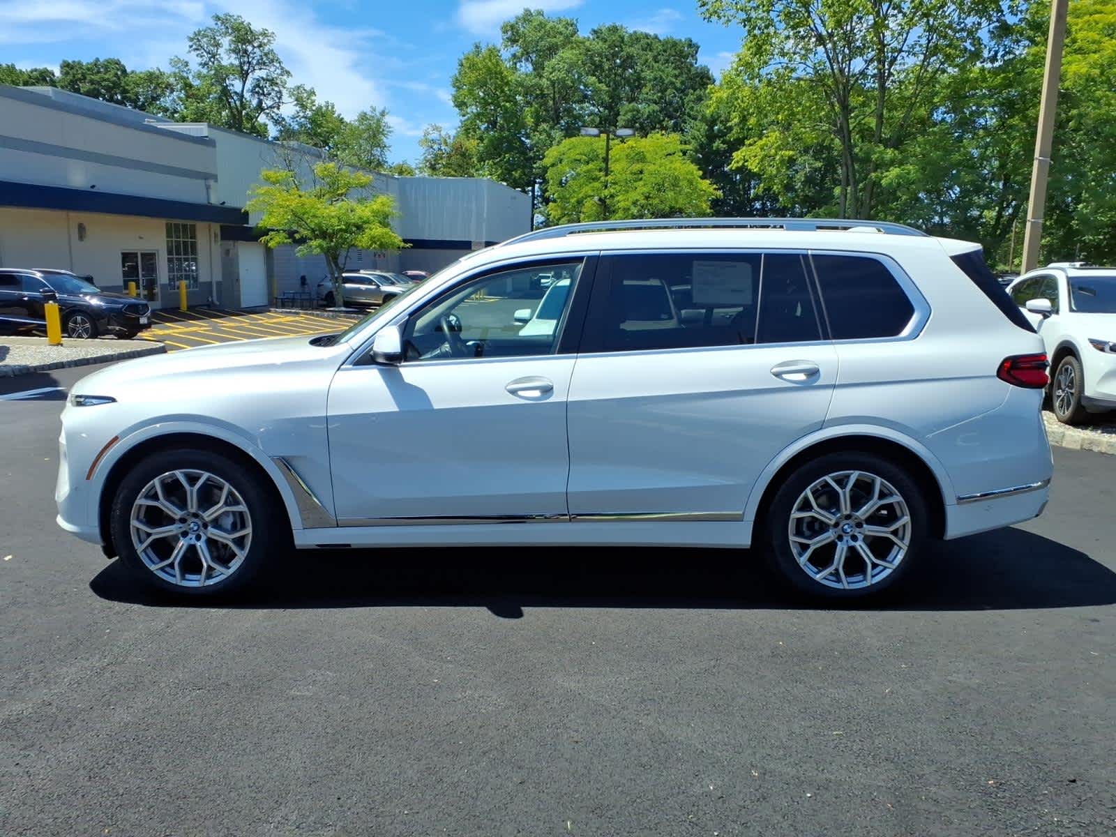 2024 BMW X7 xDrive40i Sports Activity Vehicle