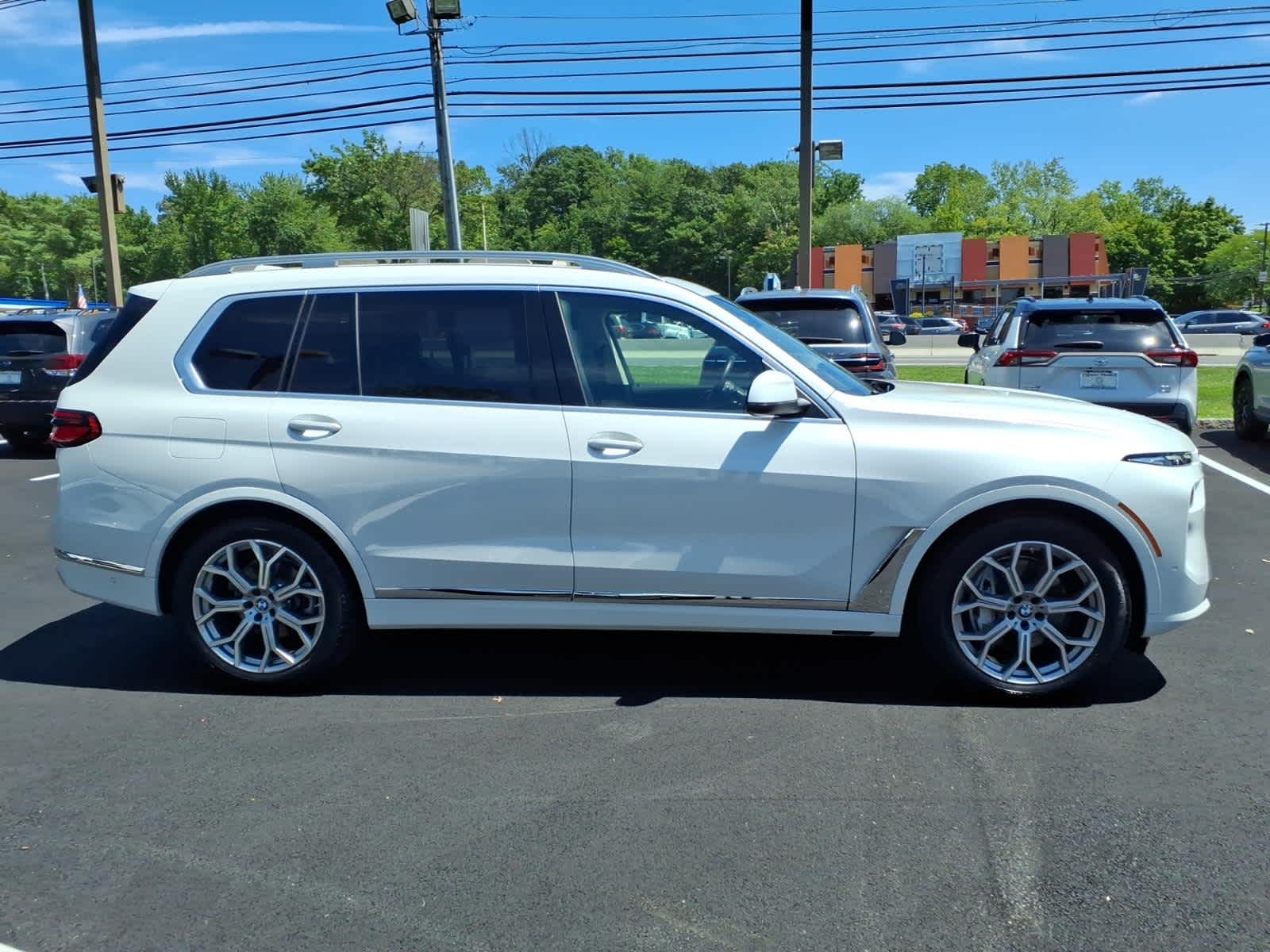 2024 BMW X7 xDrive40i Sports Activity Vehicle