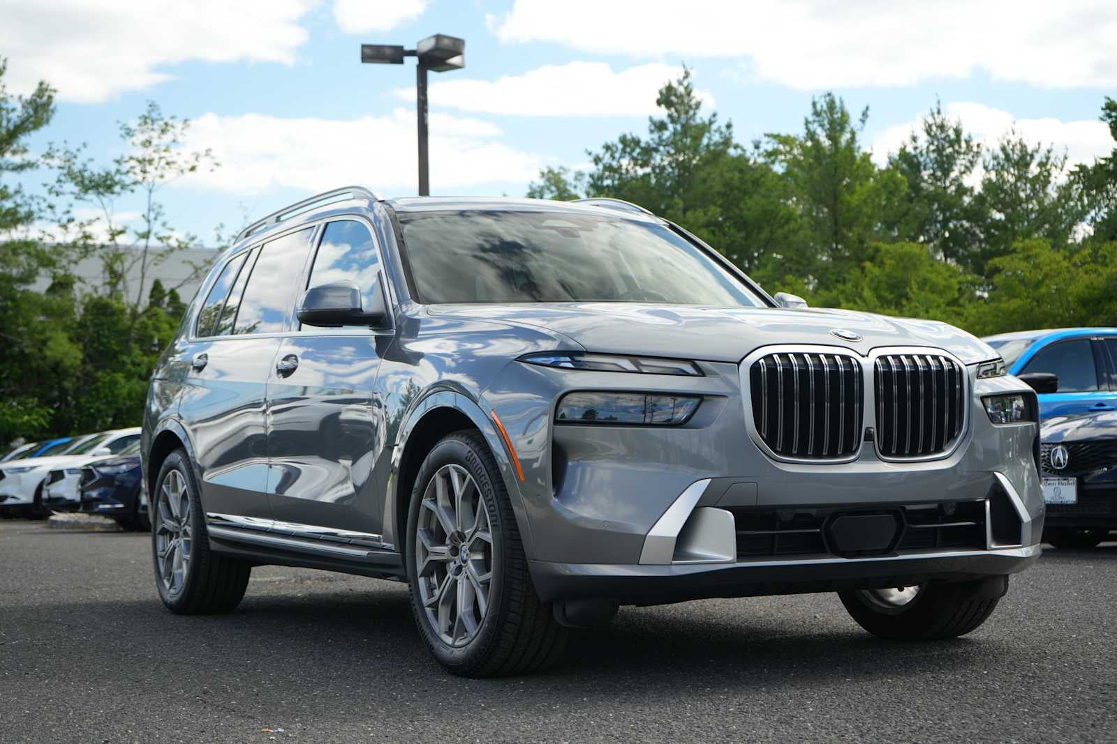 2023 BMW X7 xDrive40i Sports Activity Vehicle