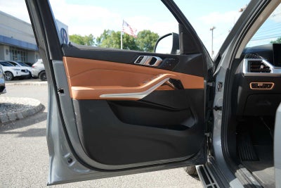 2023 BMW X7 xDrive40i Sports Activity Vehicle