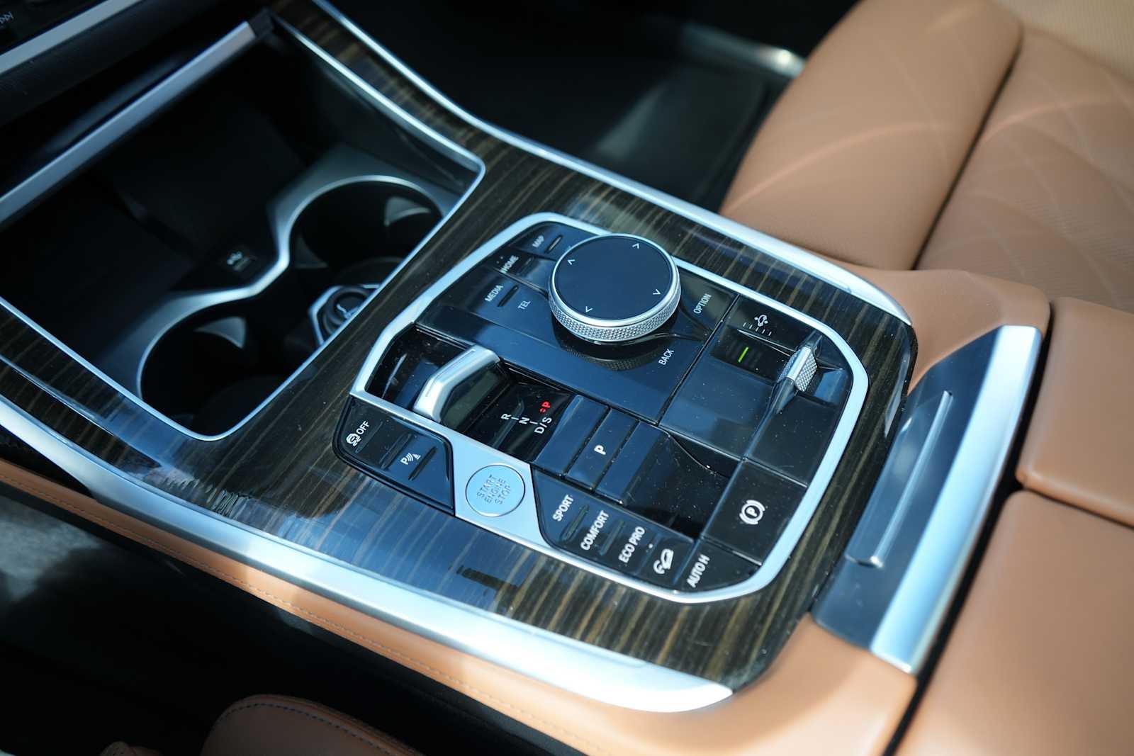 2023 BMW X7 xDrive40i Sports Activity Vehicle