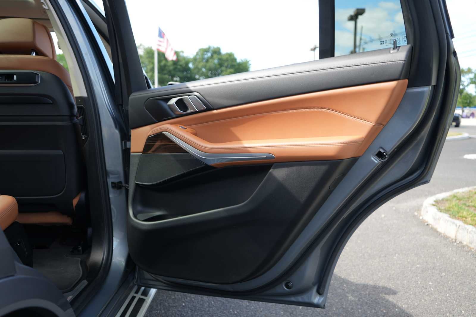 2023 BMW X7 xDrive40i Sports Activity Vehicle