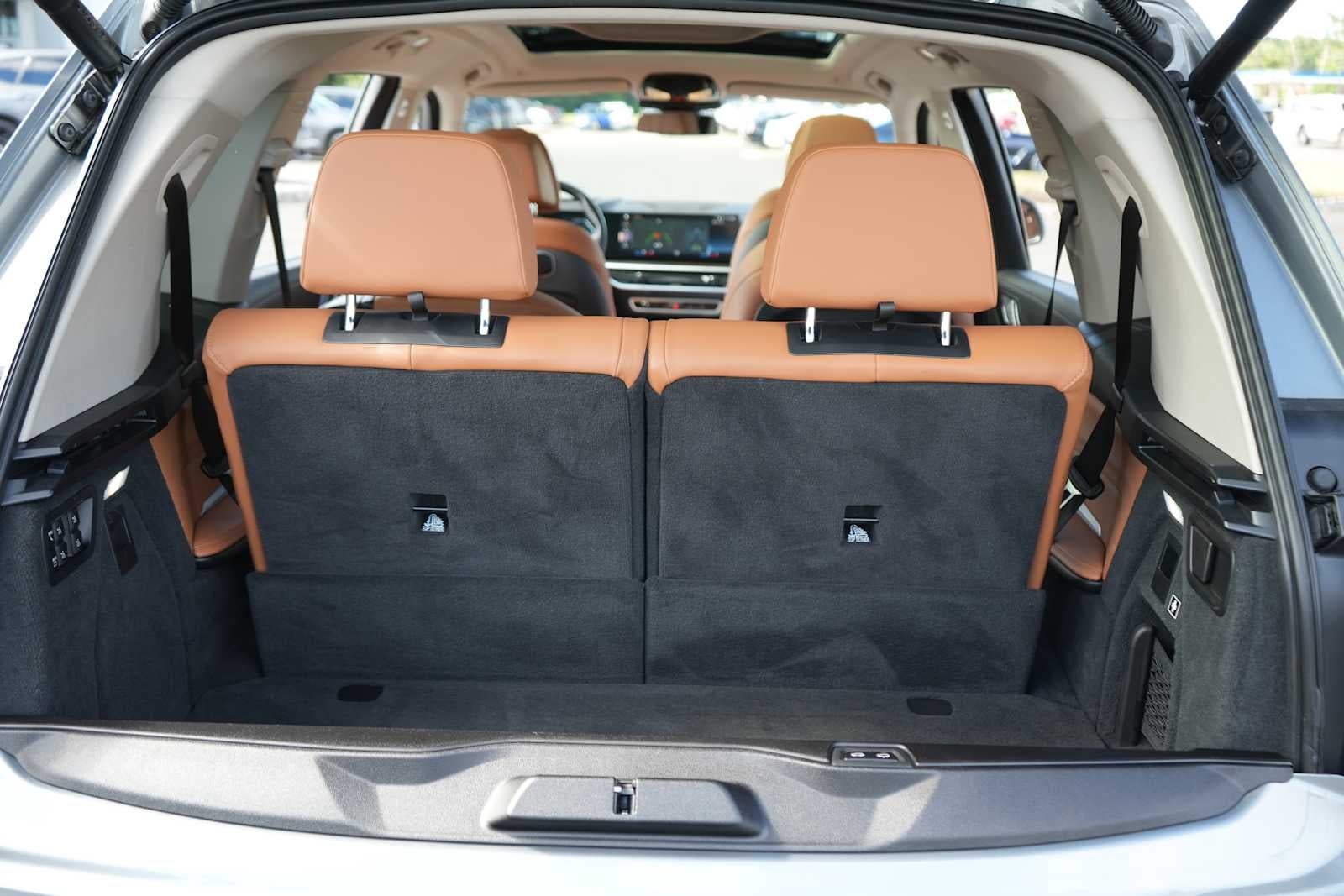 2023 BMW X7 xDrive40i Sports Activity Vehicle