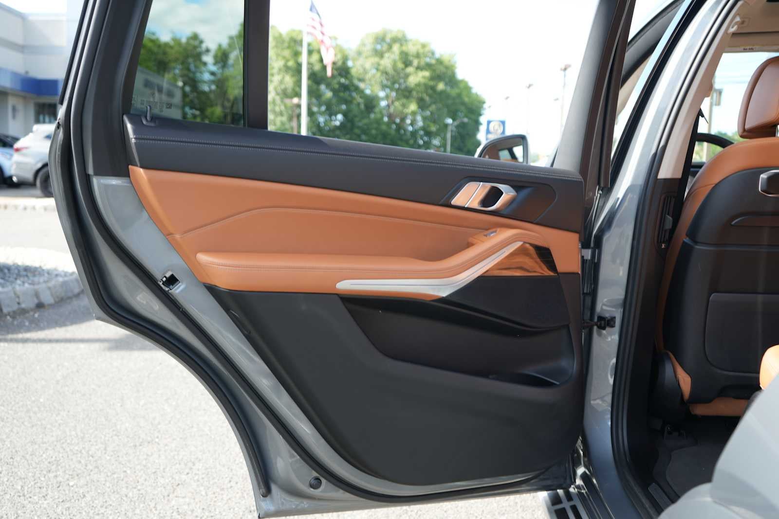2023 BMW X7 xDrive40i Sports Activity Vehicle