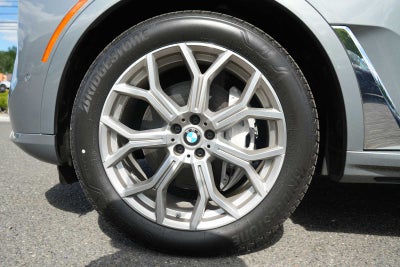 2023 BMW X7 xDrive40i Sports Activity Vehicle