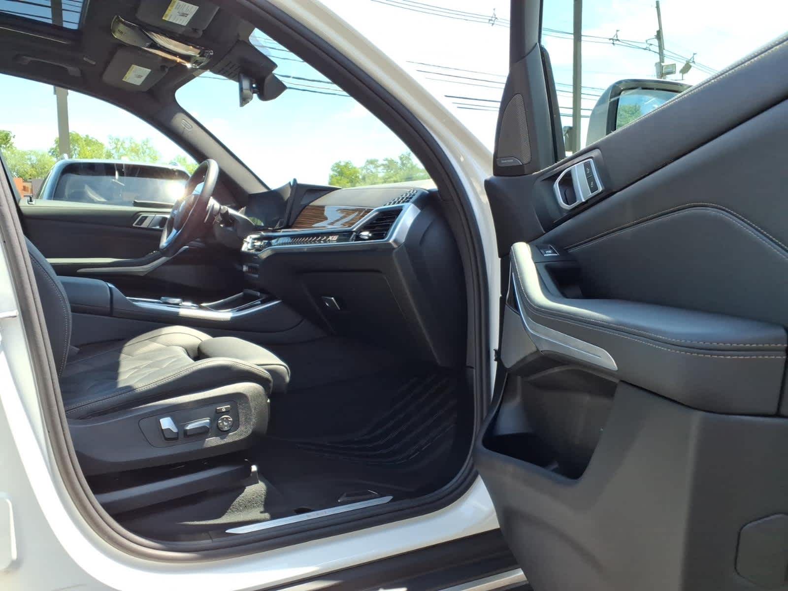 2025 BMW X5 xDrive40i Sports Activity Vehicle
