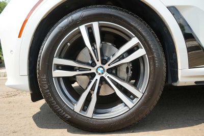 2021 BMW X7 xDrive40i Sports Activity Vehicle