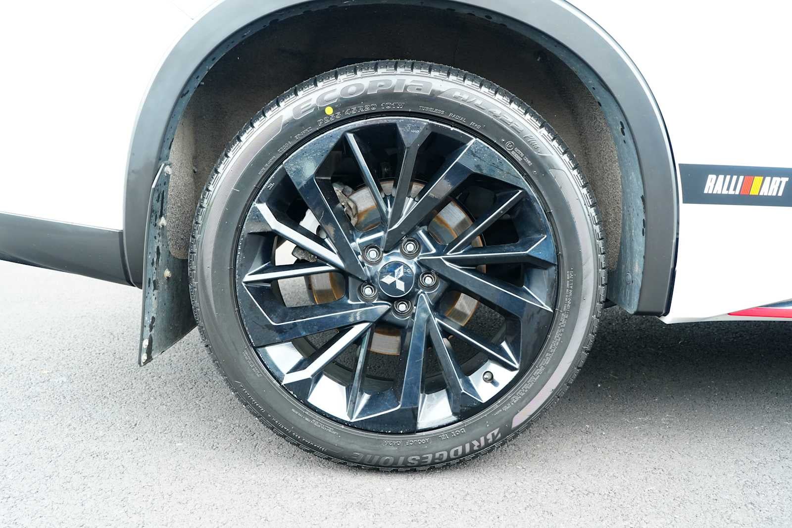 2023 Mitsubishi Outlander Ralliart S-AWC