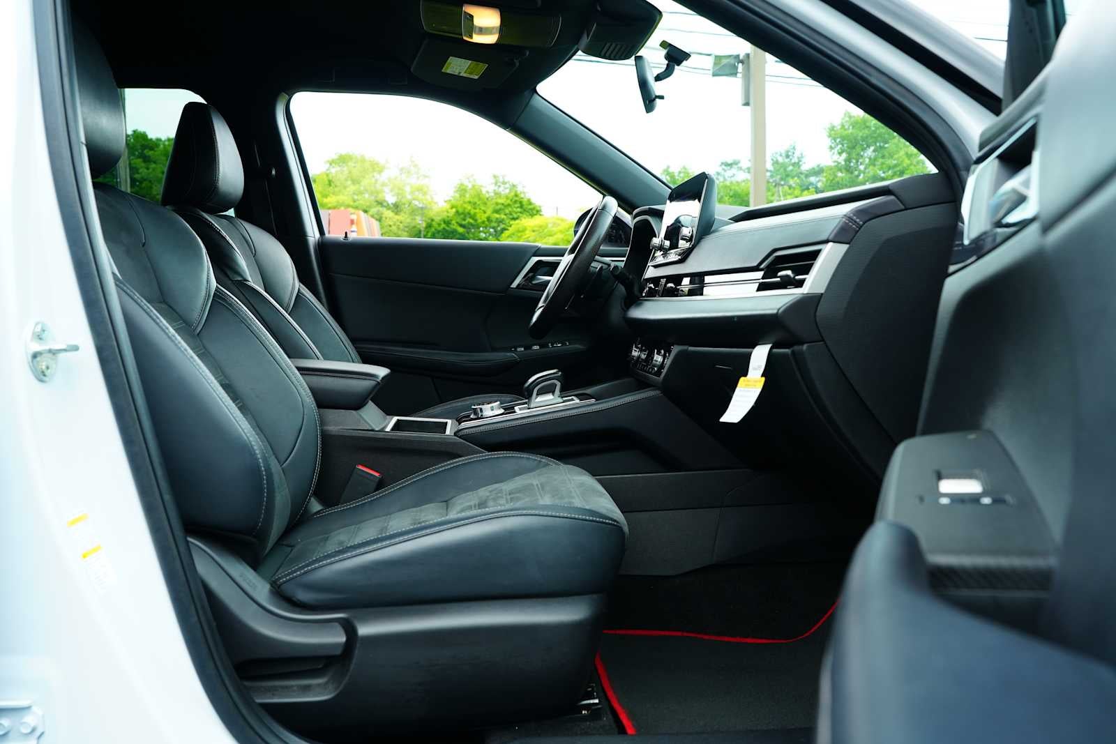 2023 Mitsubishi Outlander Ralliart S-AWC