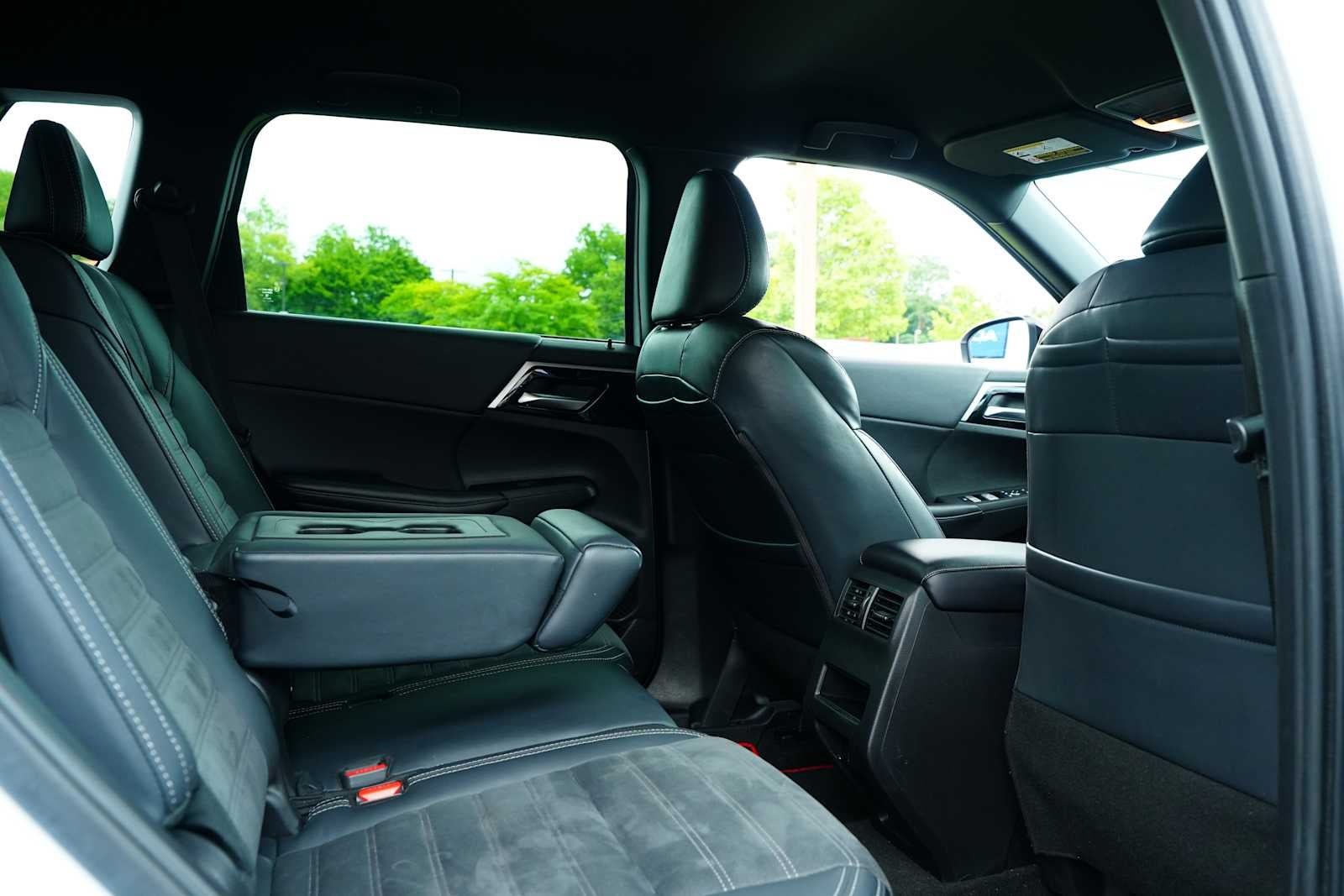 2023 Mitsubishi Outlander Ralliart S-AWC