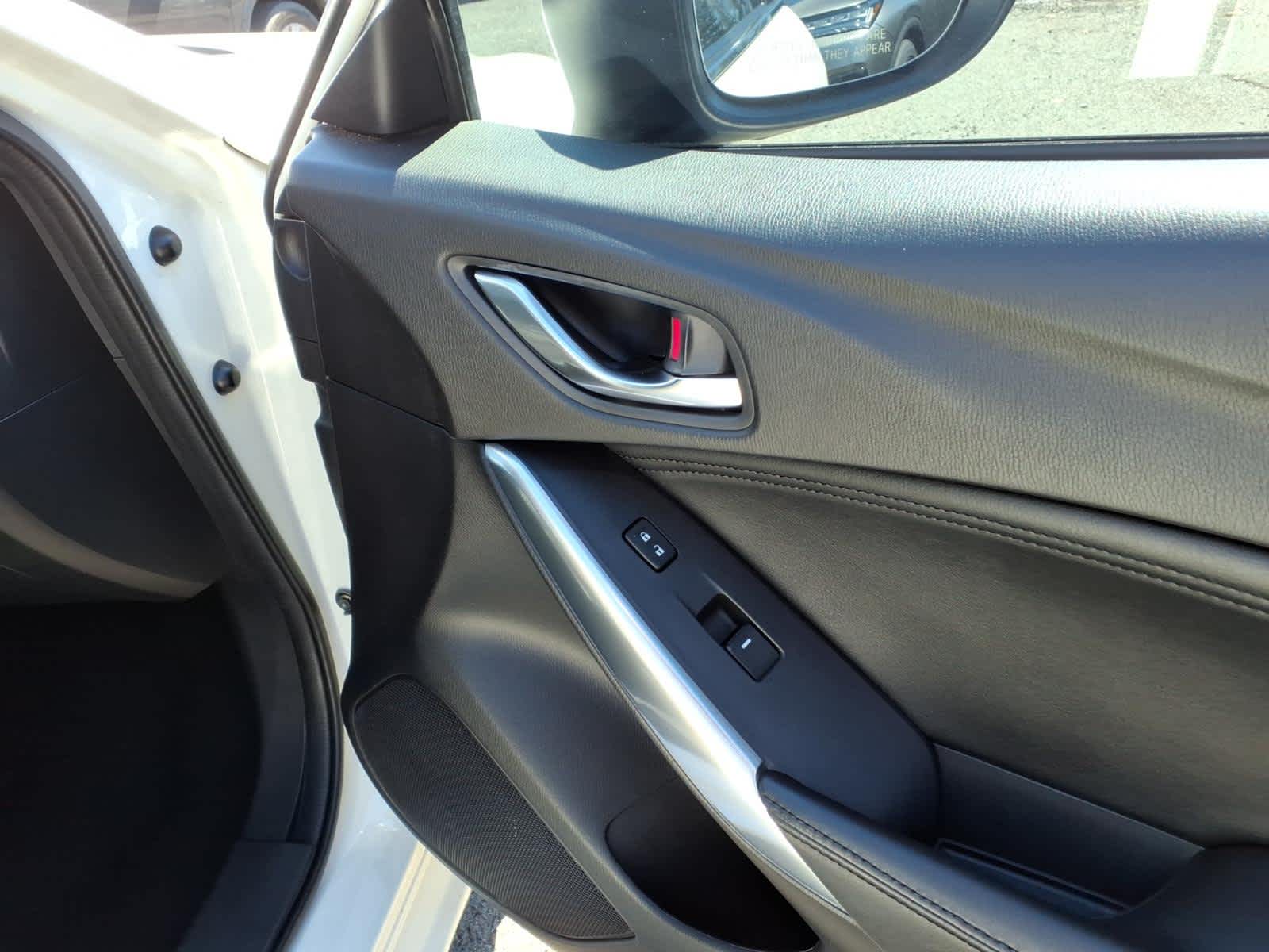 2015 Mazda MAZDA6 4dr Sdn Auto i Touring