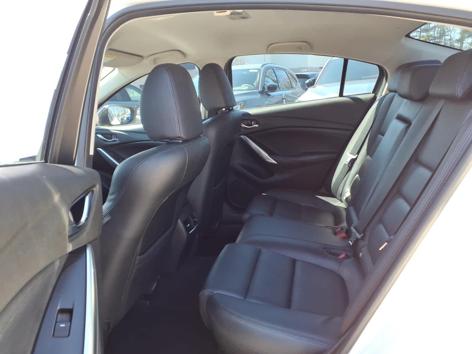 2015 Mazda MAZDA6 4dr Sdn Auto i Touring