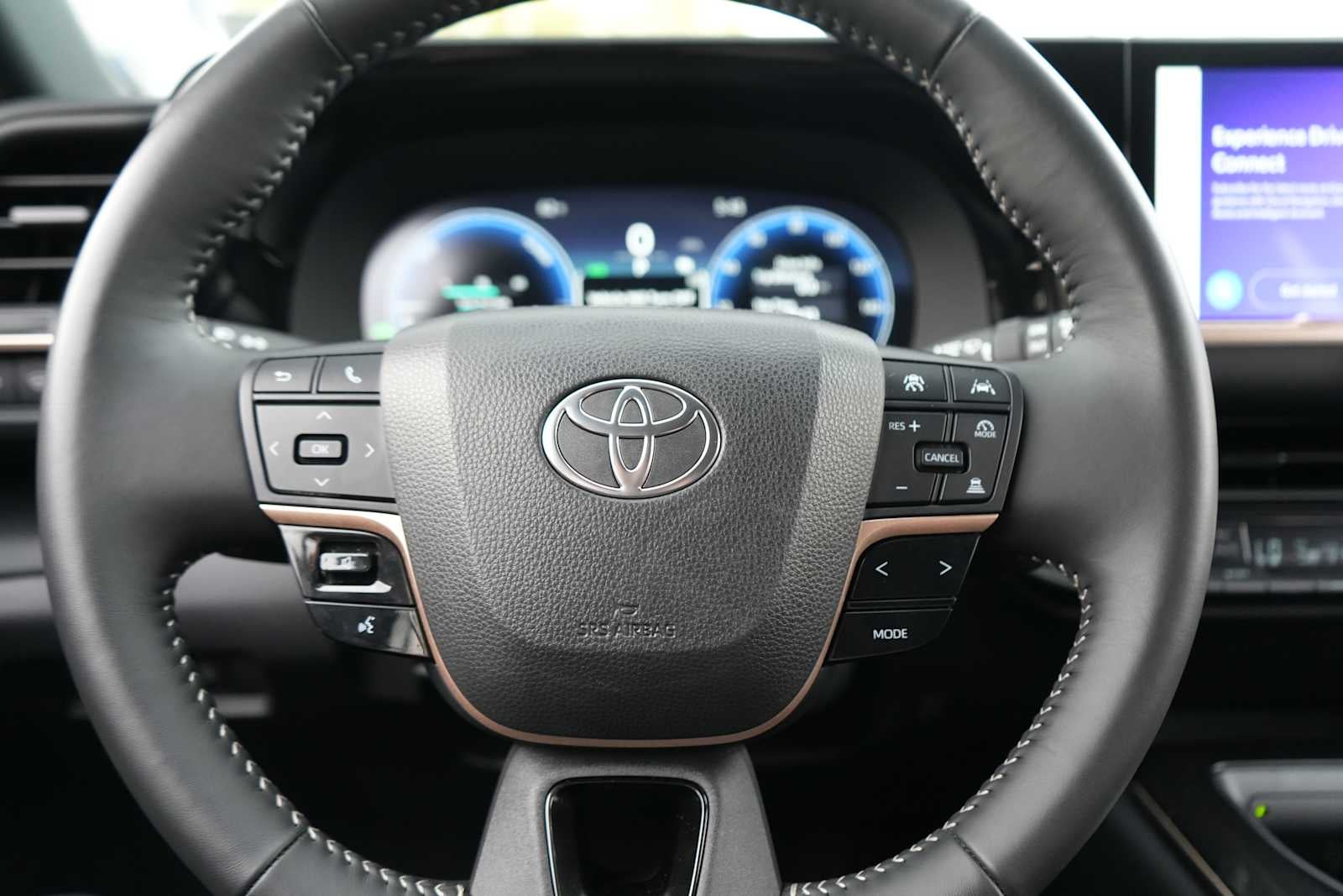 2025 Toyota Crown Signia XLE AWD