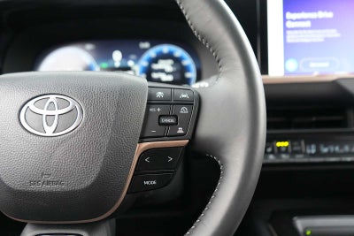 2025 Toyota Crown Signia XLE AWD