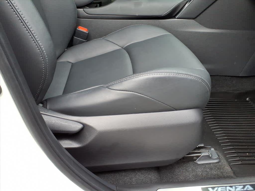 2022 Toyota Venza XLE AWD