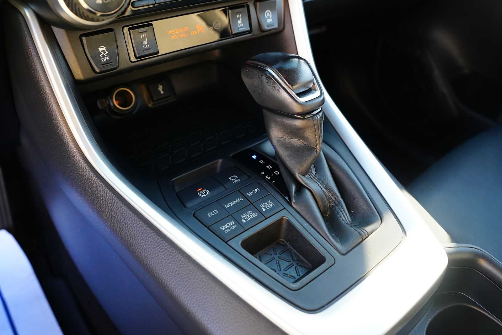 2021 Toyota RAV4 XLE Premium AWD