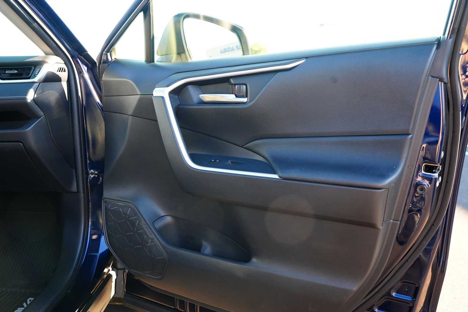 2021 Toyota RAV4 XLE Premium AWD
