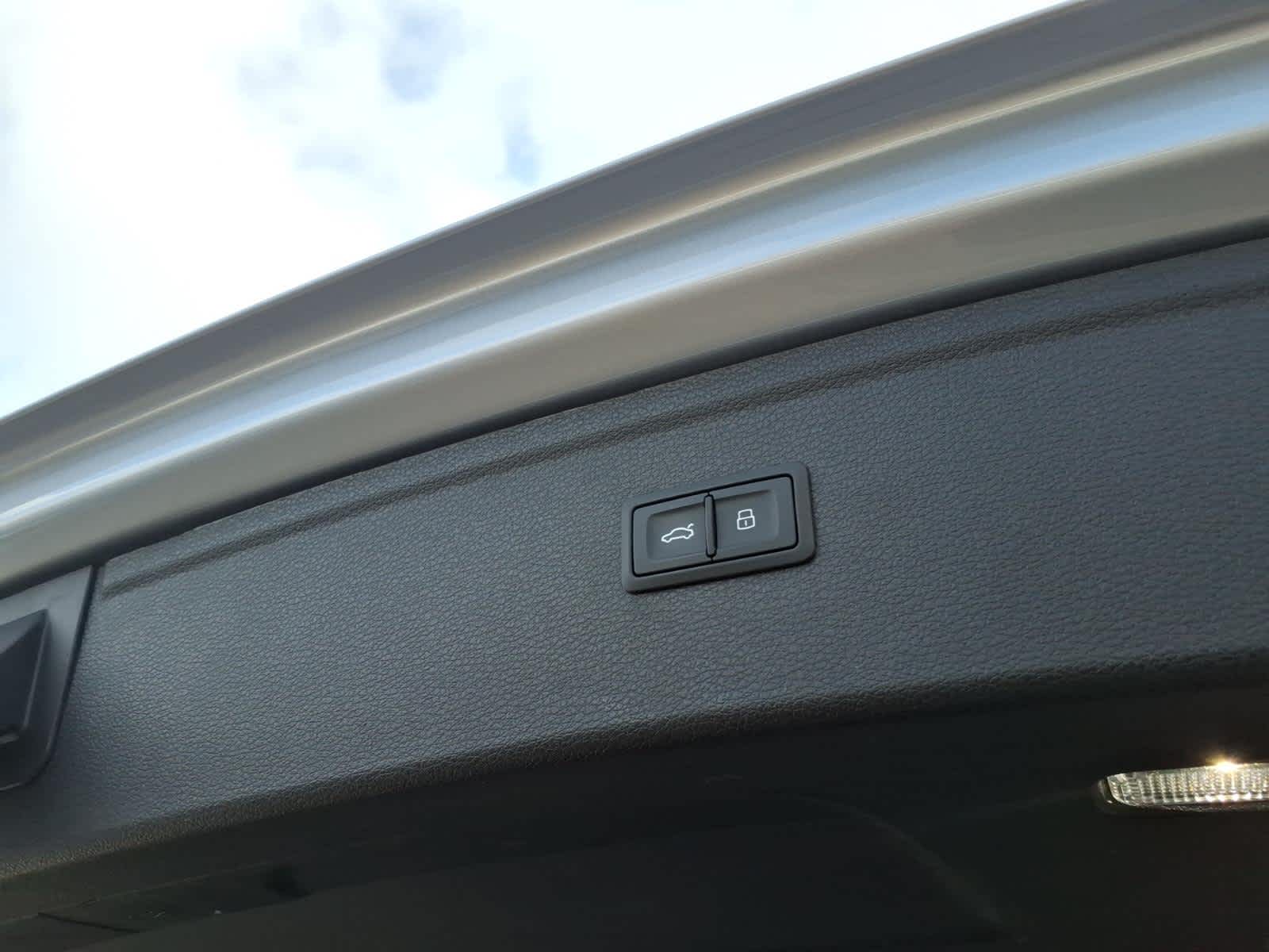 2023 Audi Q5 S line Premium 45 TFSI quattro