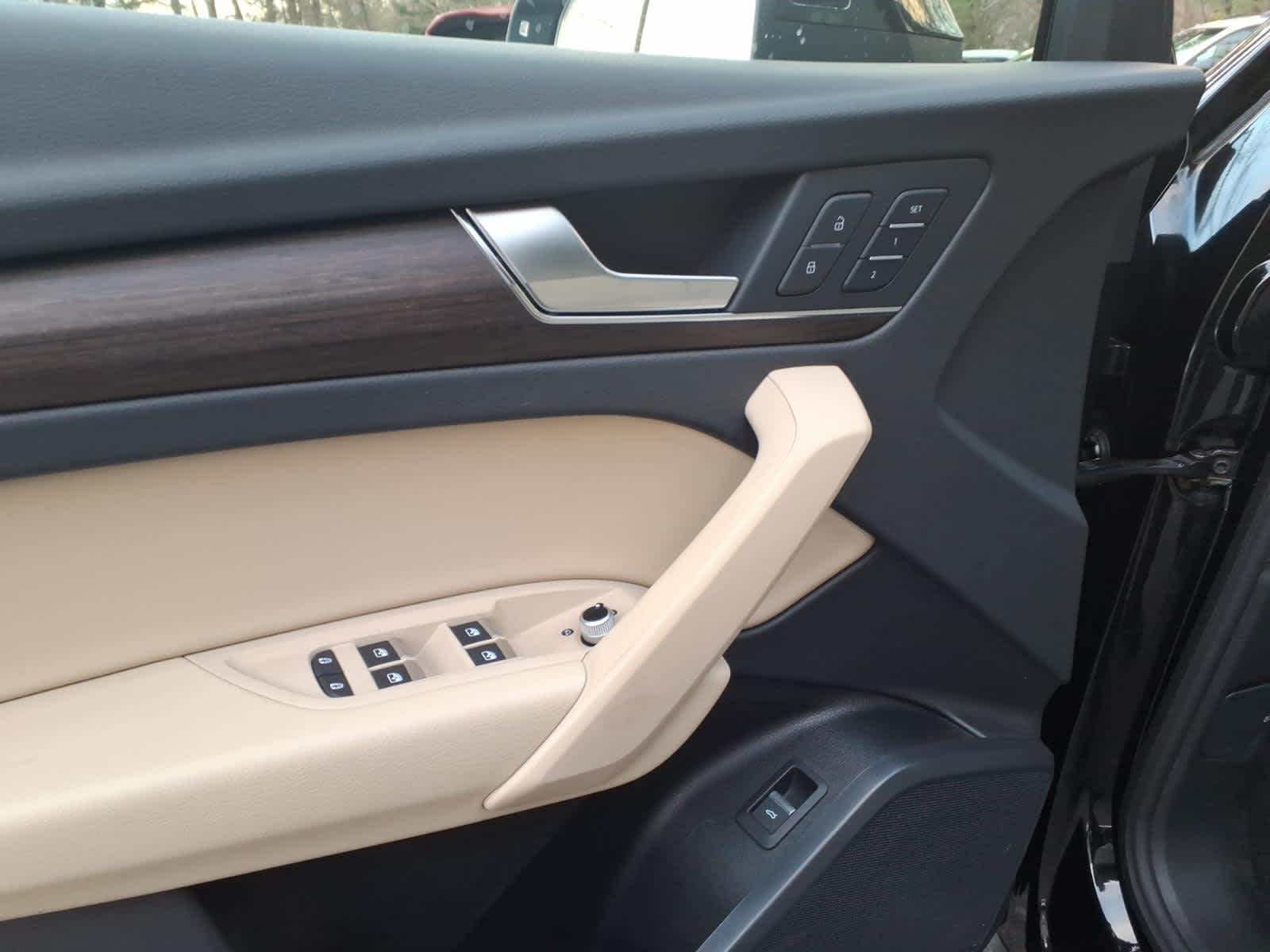 2023 Audi Q5 S line Premium 45 TFSI quattro