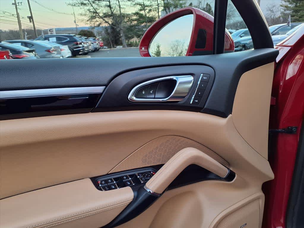 2016 Porsche Cayenne AWD 4dr