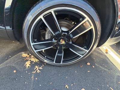 2022 Porsche Cayenne Coupe AWD