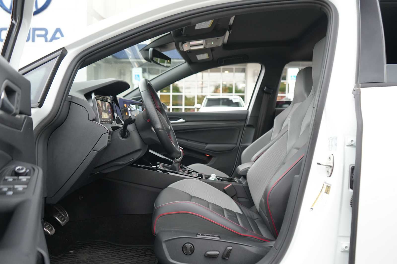 2023 Volkswagen Golf GTI 2.0T SE Manual