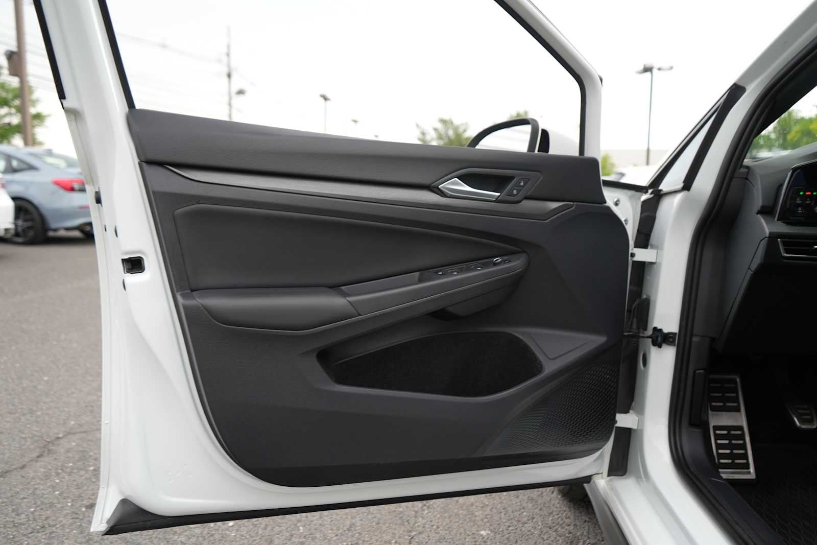 2023 Volkswagen Golf GTI 2.0T SE Manual
