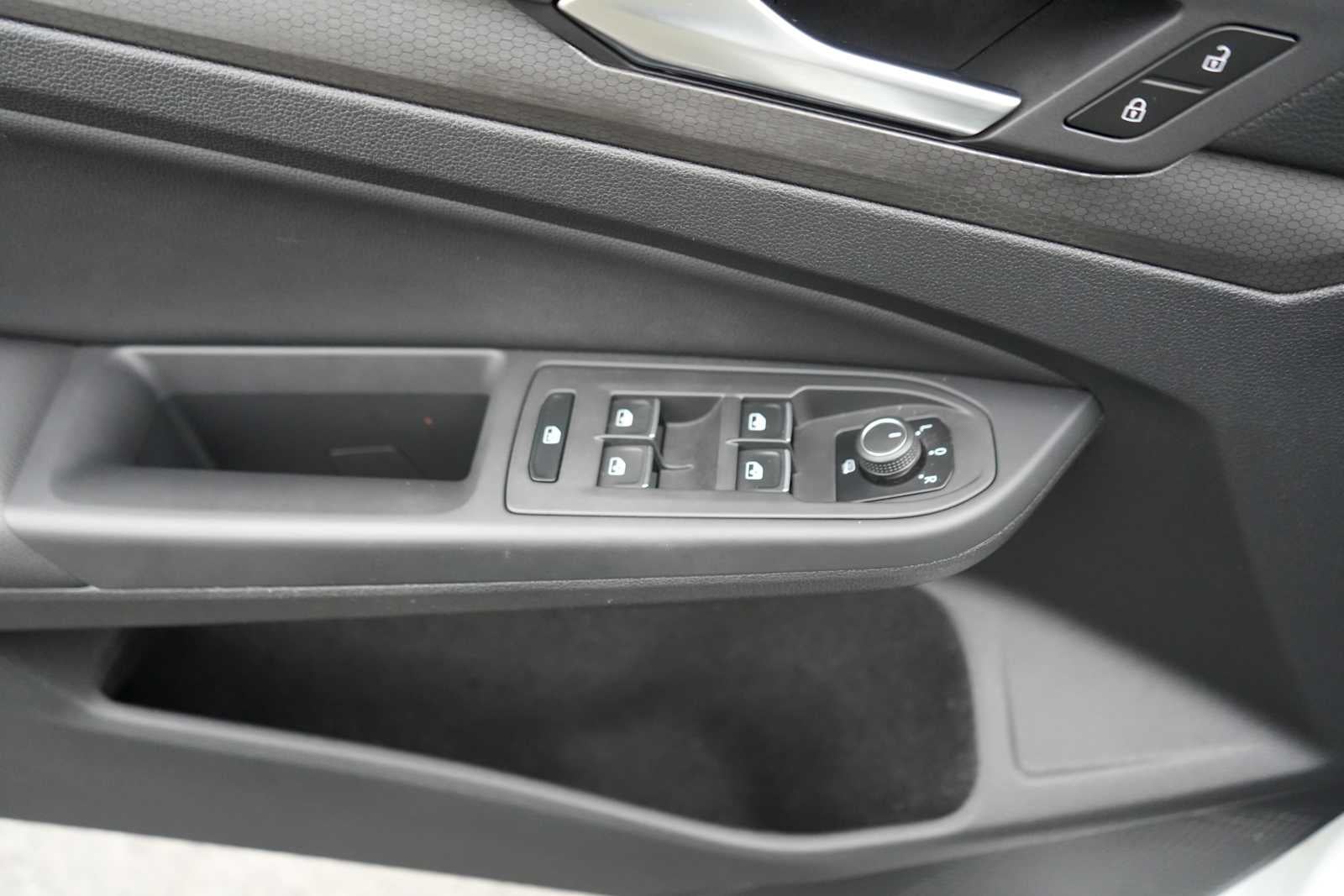 2023 Volkswagen Golf GTI 2.0T SE Manual