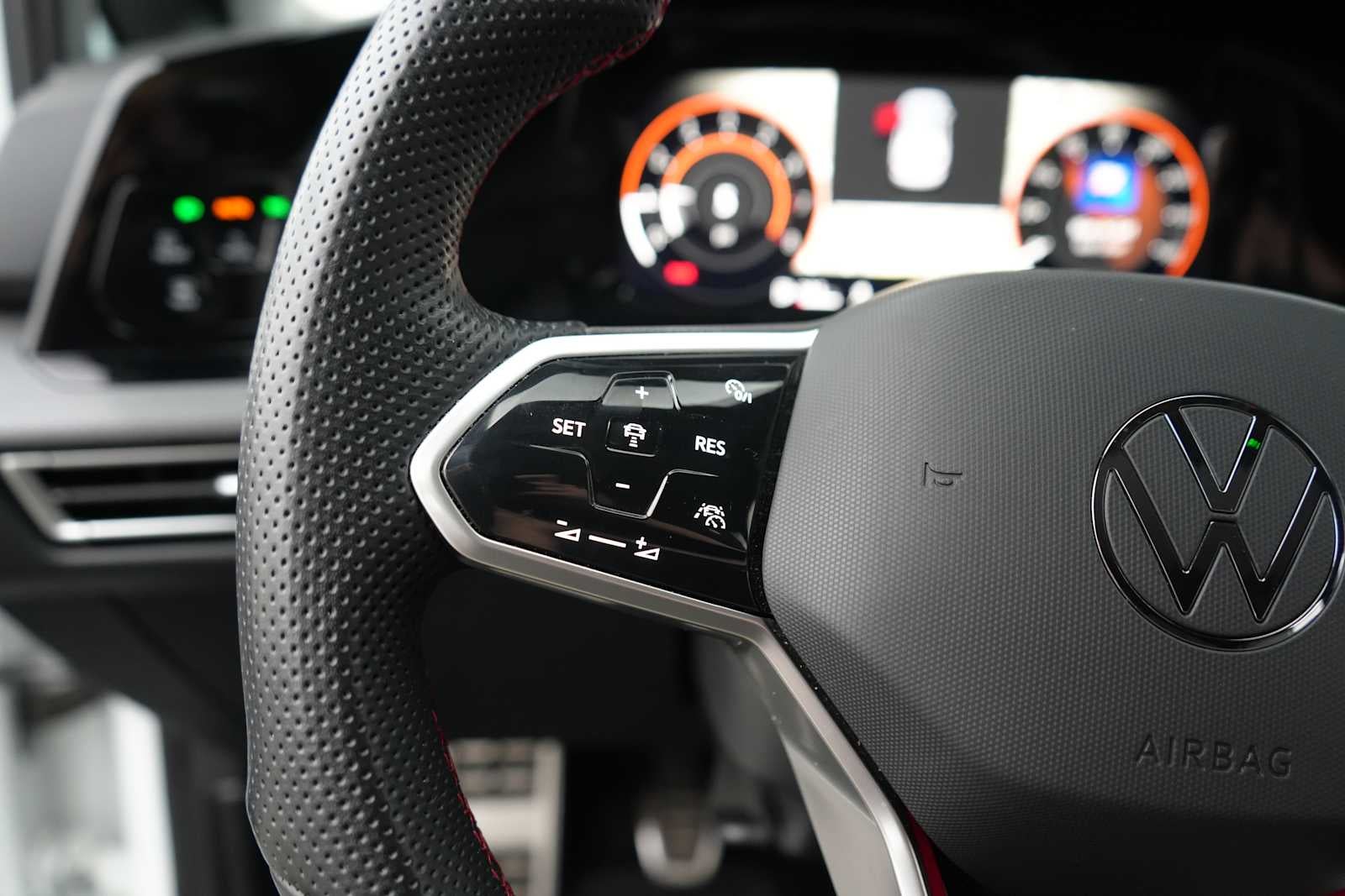2023 Volkswagen Golf GTI 2.0T SE Manual