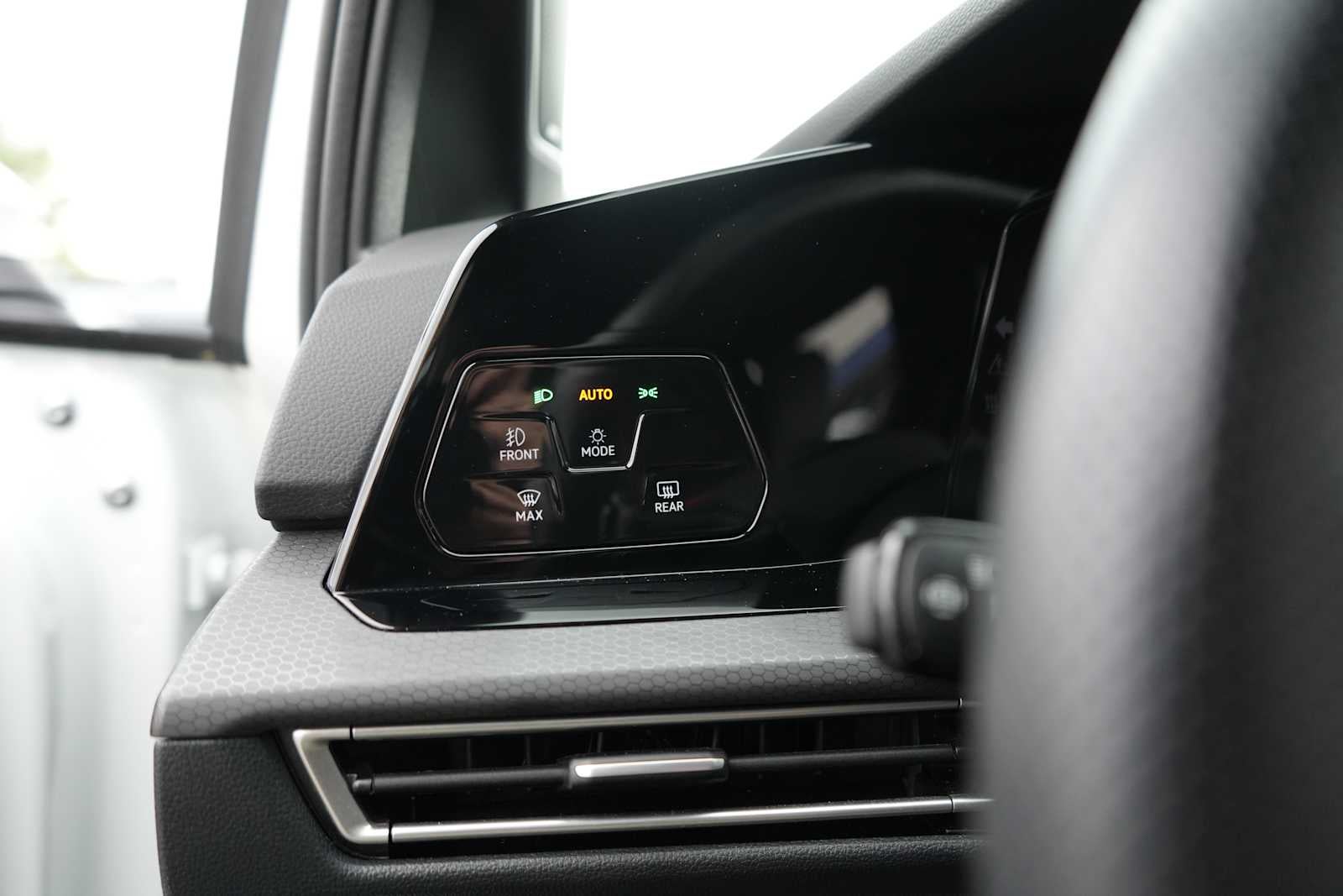 2023 Volkswagen Golf GTI 2.0T SE Manual