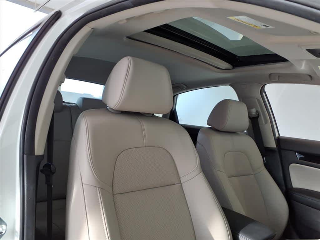 2022 Honda Civic Hatchback EX-L CVT