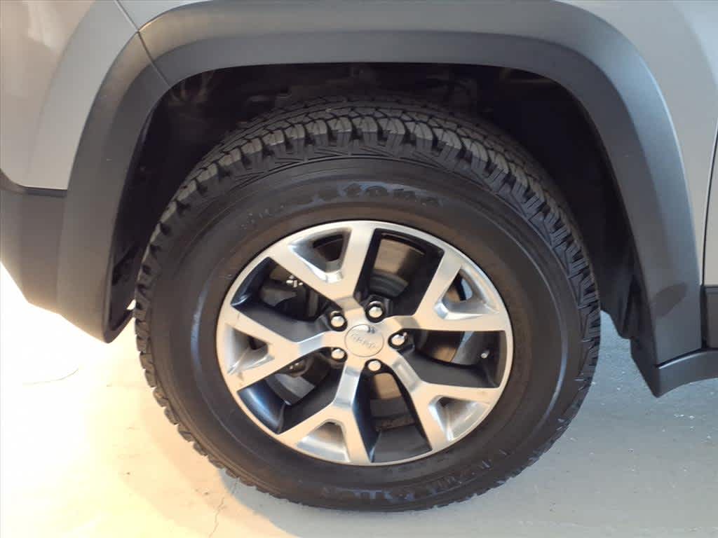 2014 Jeep Cherokee 4WD 4dr Trailhawk