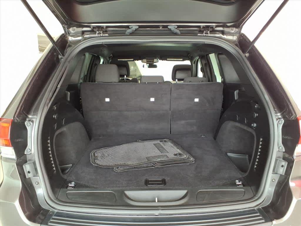 2020 Jeep Grand Cherokee Laredo E 4x4