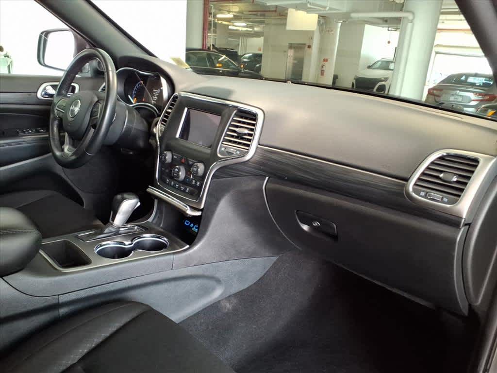 2020 Jeep Grand Cherokee Laredo E 4x4