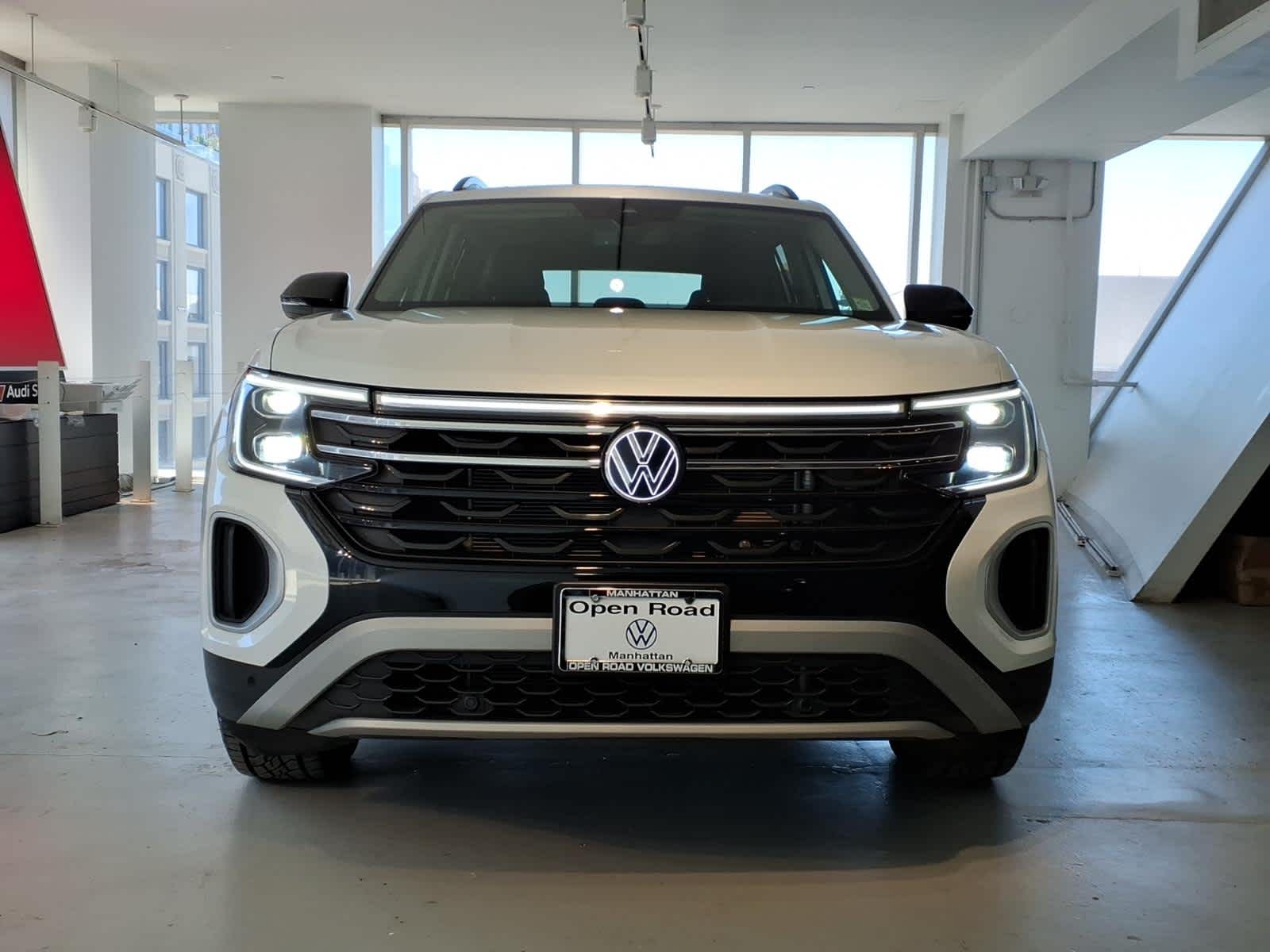 2026 Volkswagen Atlas 2.0T Peak Edition 4MOTION