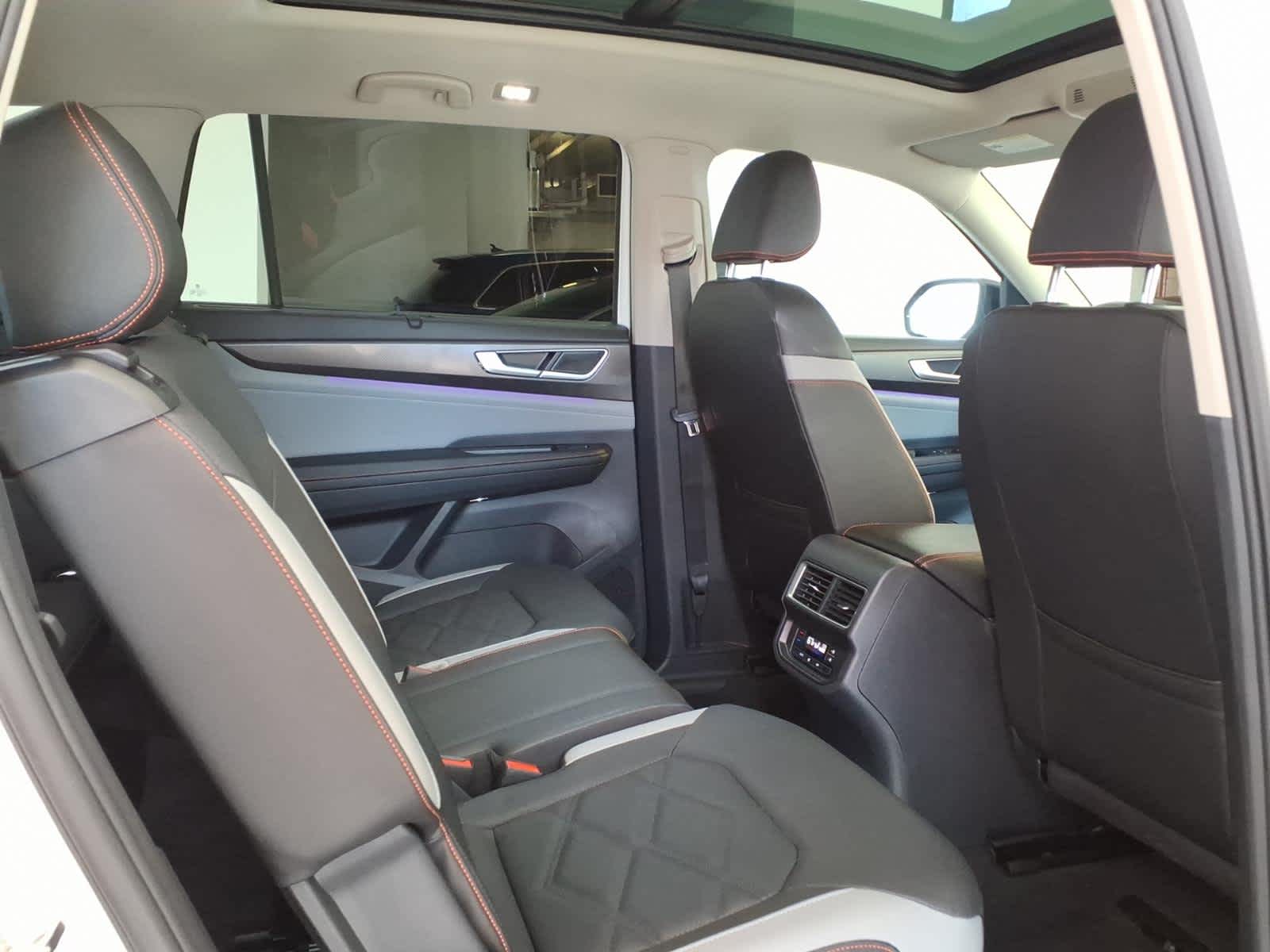 2026 Volkswagen Atlas 2.0T Peak Edition 4MOTION