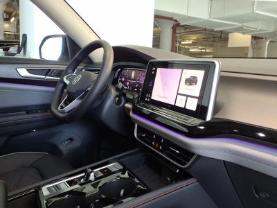 2026 Volkswagen Atlas 2.0T Peak Edition 4MOTION