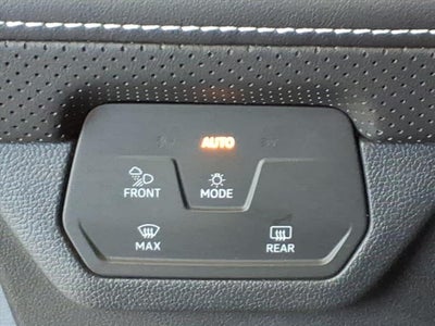 2024 Volkswagen Atlas Cross Sport 2.0T SE FWD