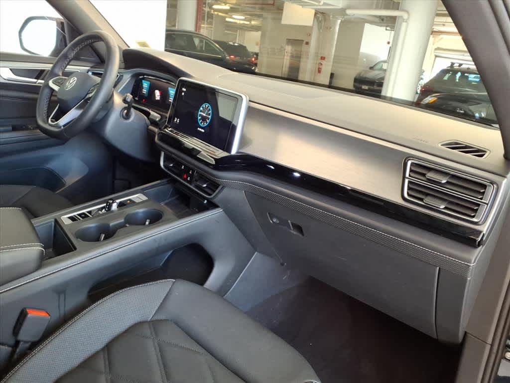 2024 Volkswagen Atlas Cross Sport 2.0T SE FWD