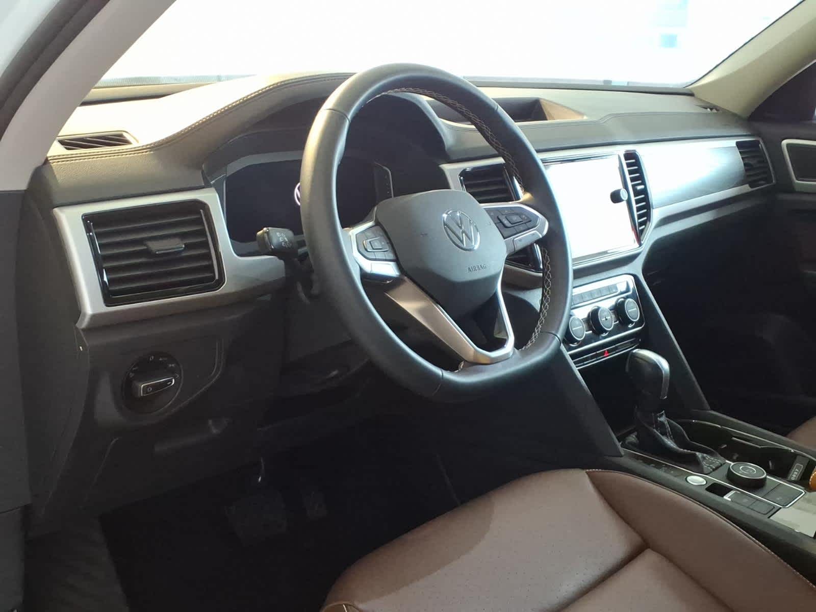 2023 Volkswagen Atlas 3.6L V6 SE w/Technology 4MOTION